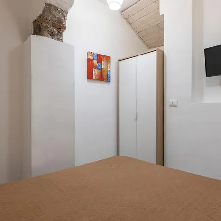 Ciuri's Apartament *